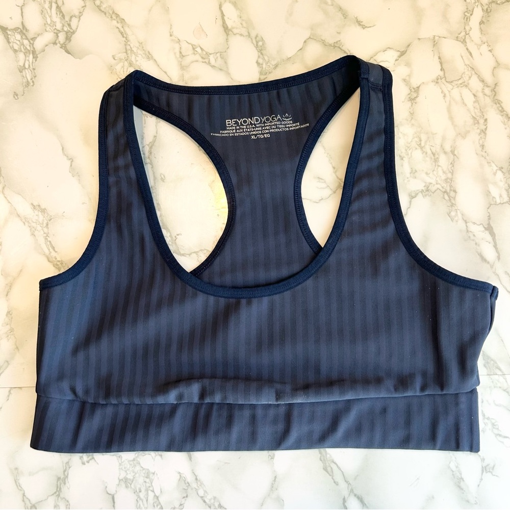 Beyond Yoga Striped Jacquard Work It Over Long Line Bra Navy Blue Size XL